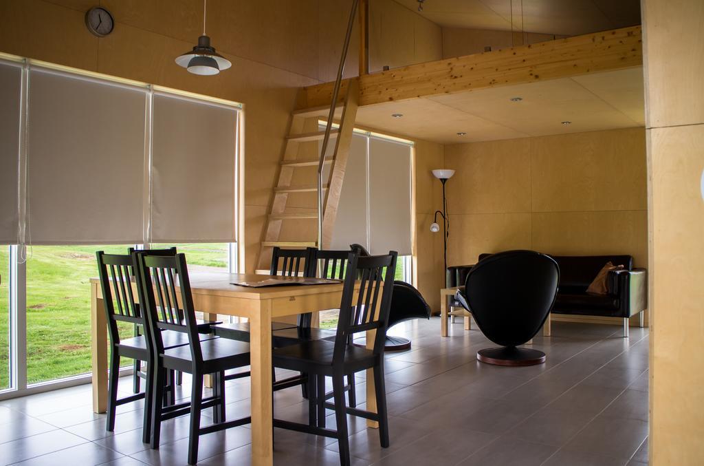 Einishus Cottages Laugar  Chambre photo
