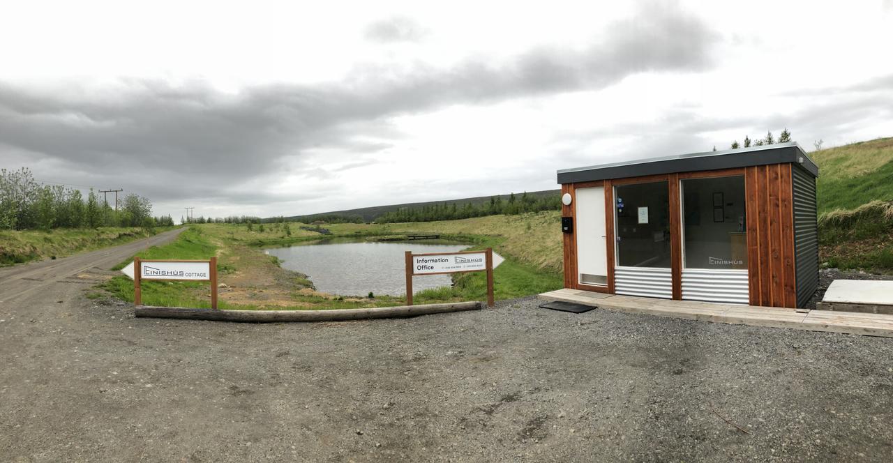 Einishus Cottages Laugar  Extérieur photo