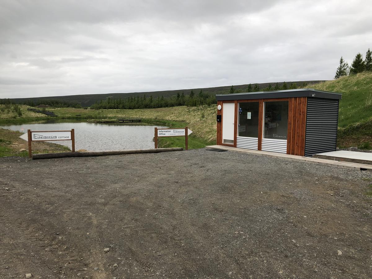 Einishus Cottages Laugar  Extérieur photo